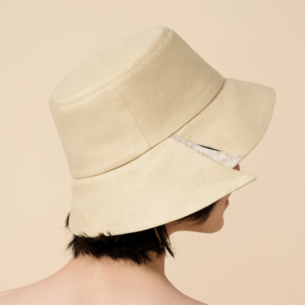 AB Side — Coarse Linen Soufflé