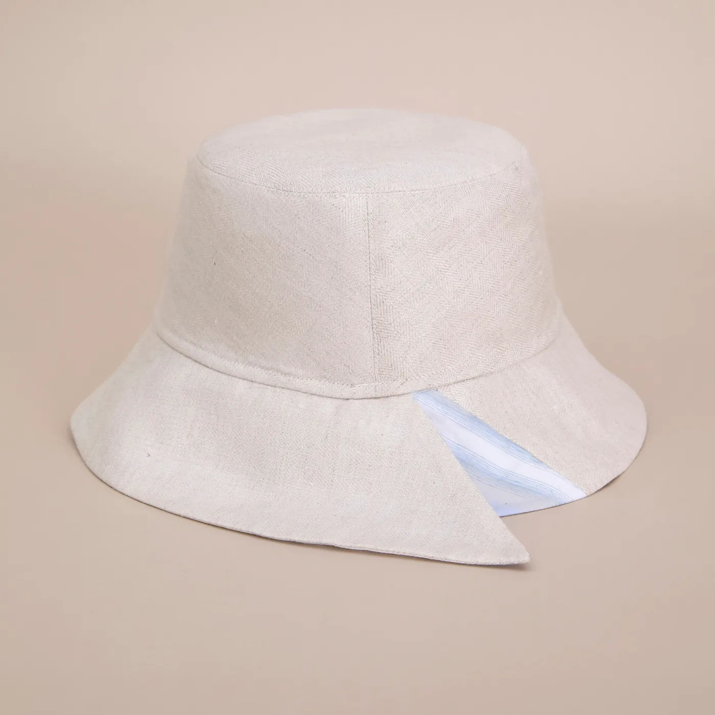AB Side — Textured Light Grey