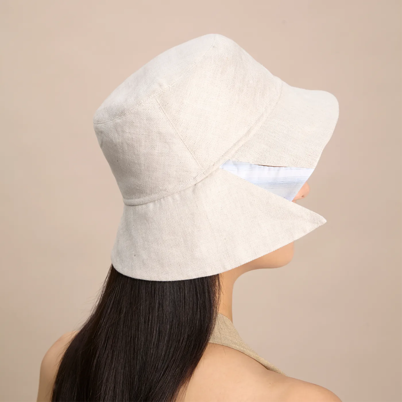 AB Side — Textured Light Grey