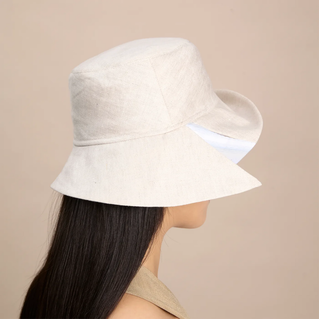AB Side — Textured Light Grey