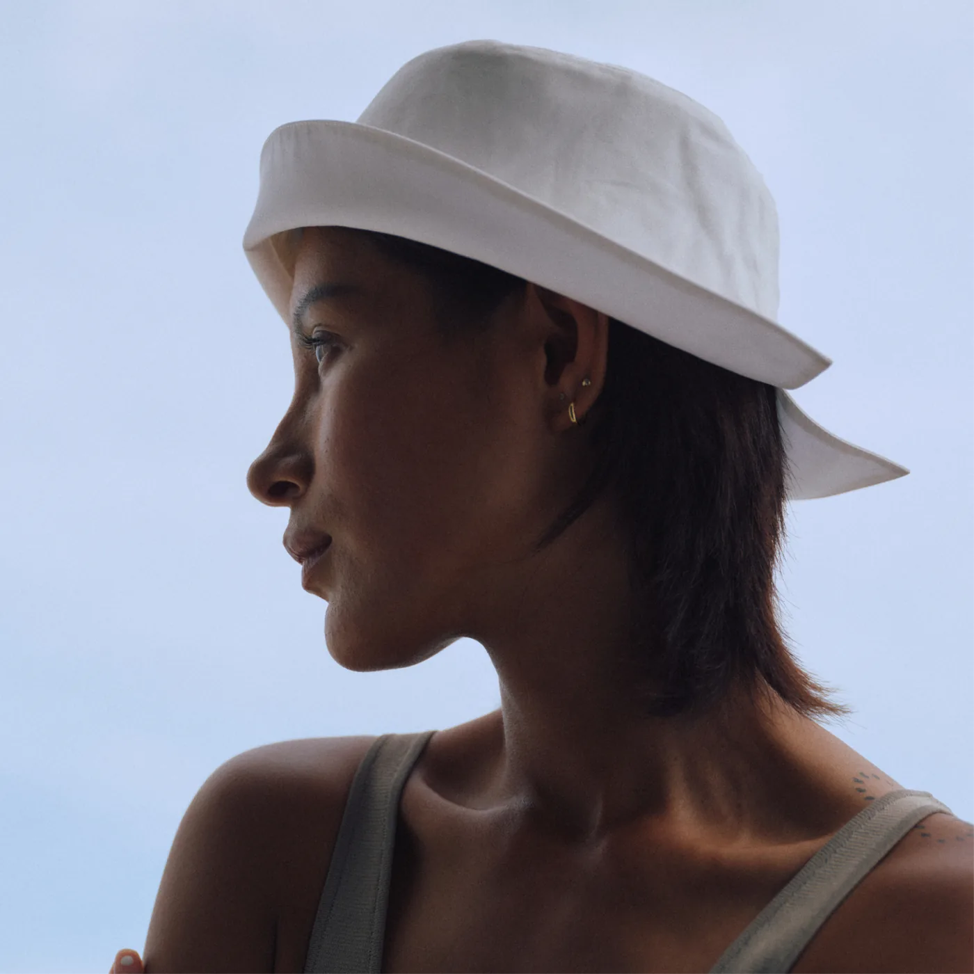 Echo — Sheer White