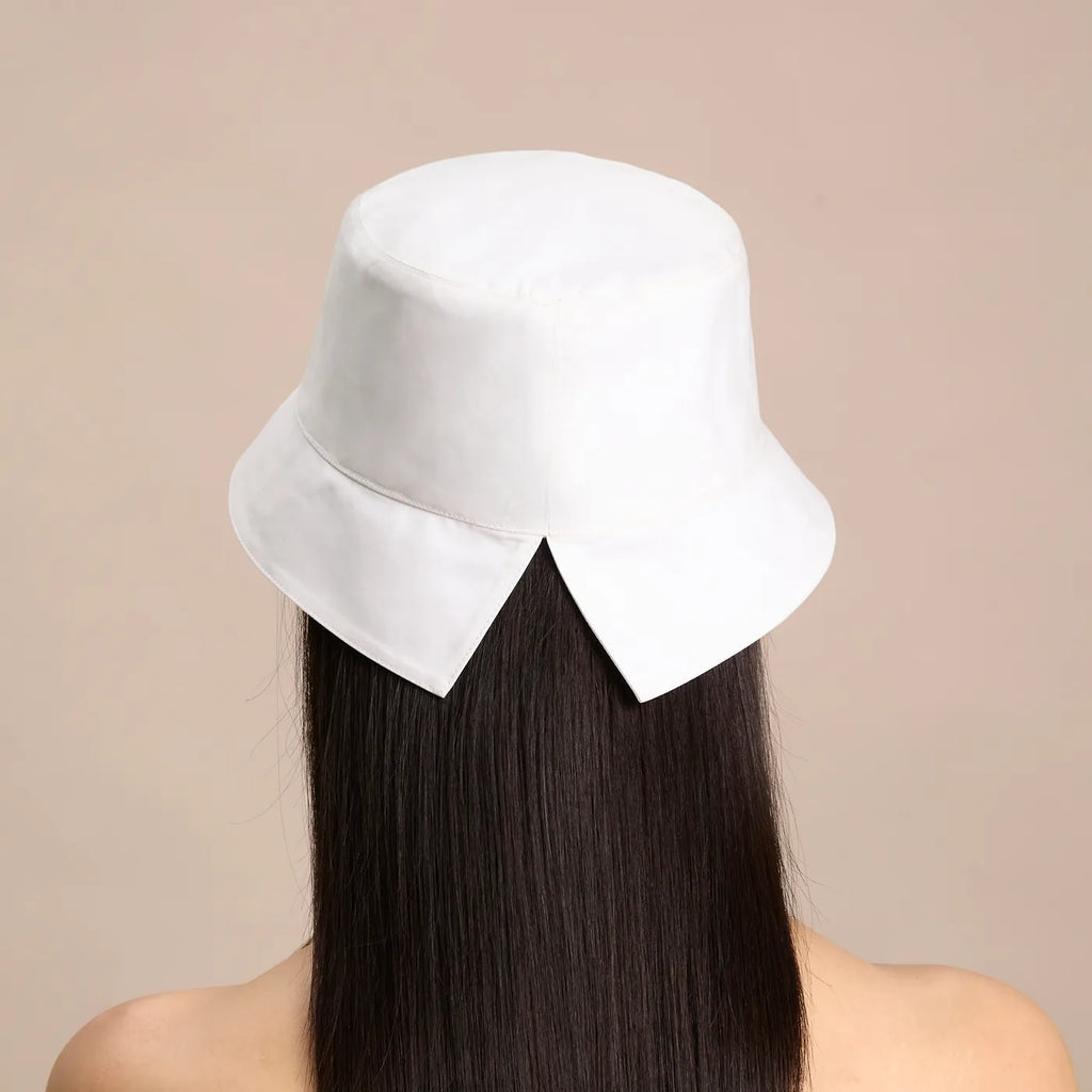 Echo — Sheer White