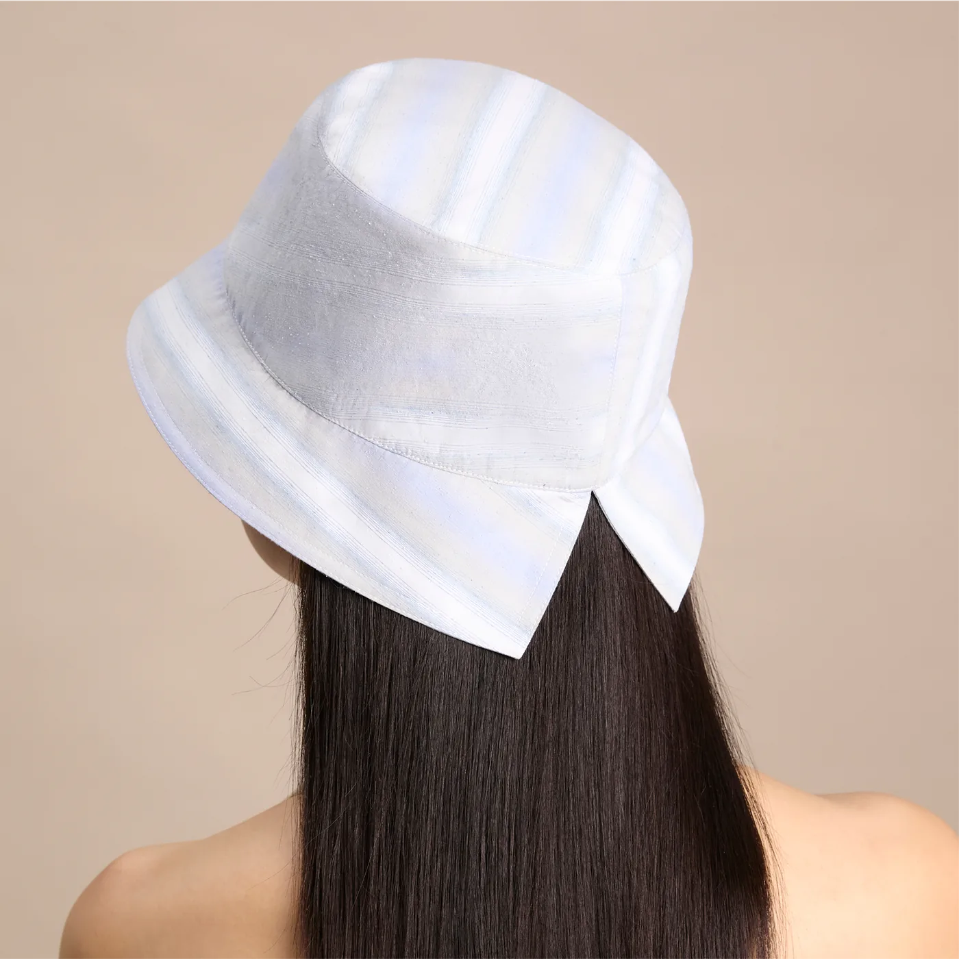 Echo — Blue-White Stripe