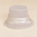 la croissance — White Airy Veil Hat